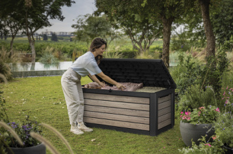 Сундук Деко 630л (Deco deck 630 L Walnut) темно-коричневый, светло-коричневый